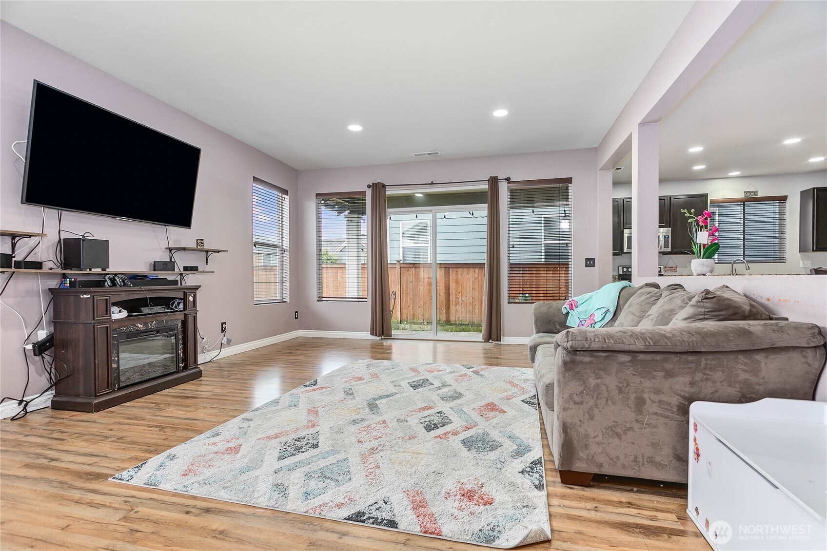 716 Brookstone Street , Mount Vernon, WA 98273