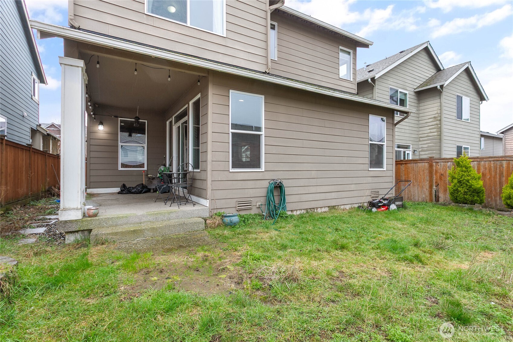 716 Brookstone Street , Mount Vernon, WA 98273