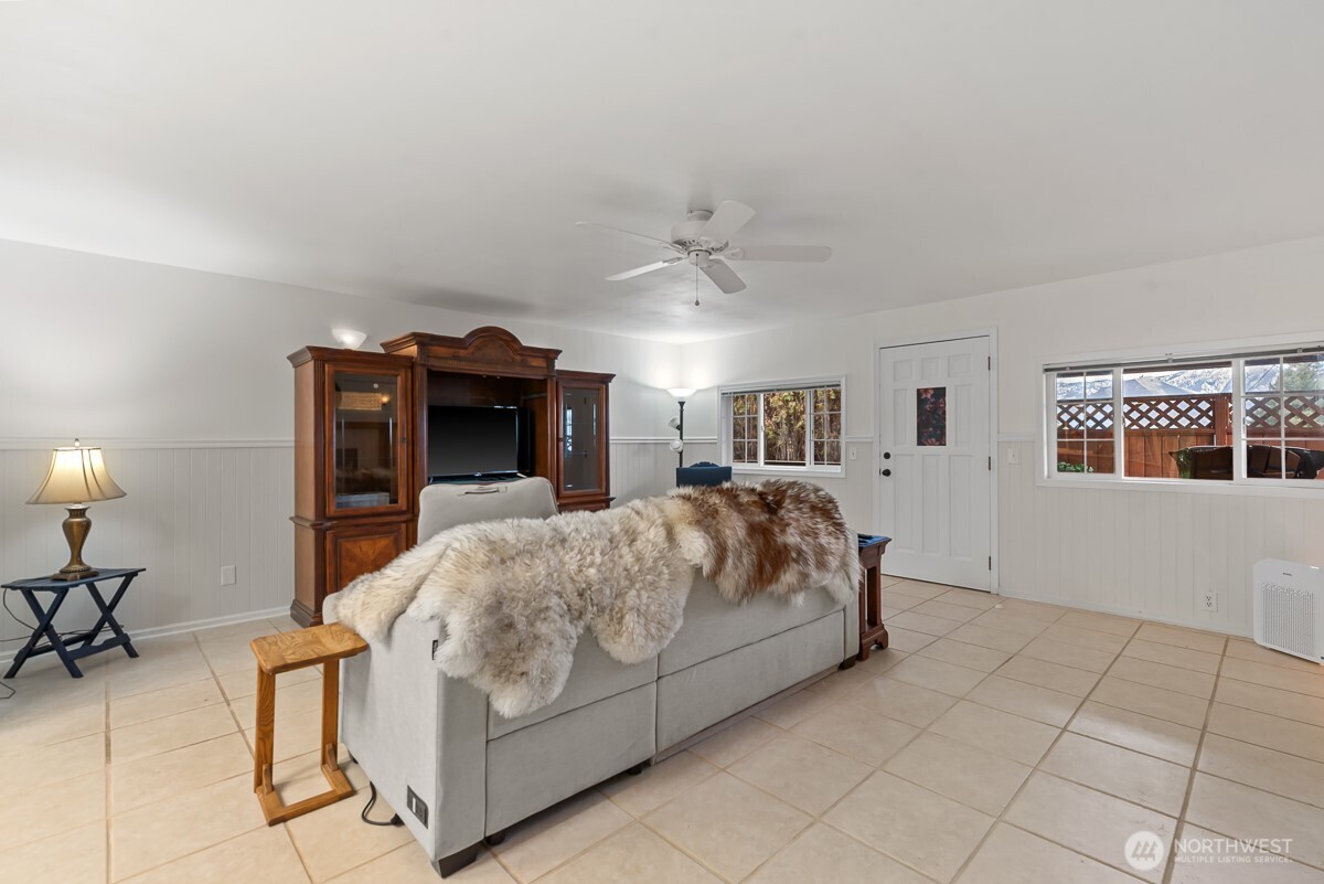 1134 Barton Square , East Wenatchee, WA 98802