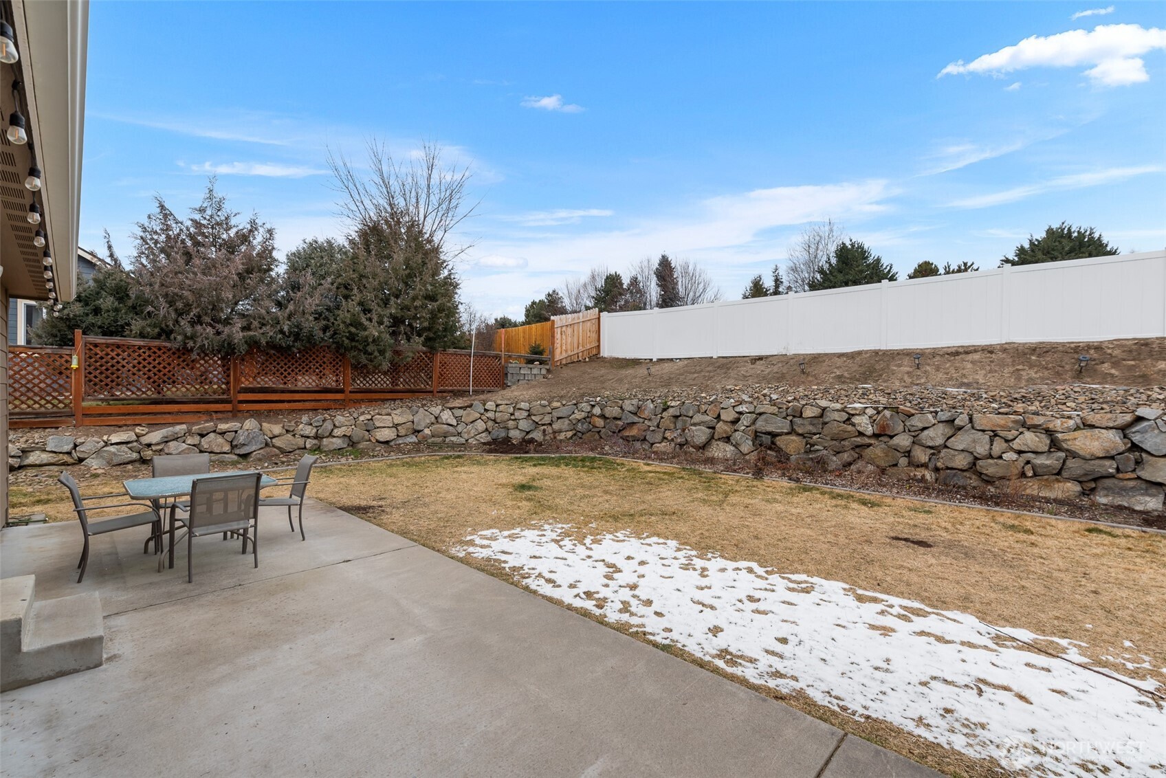 251 Lilly Lane , Wenatchee, WA 98801