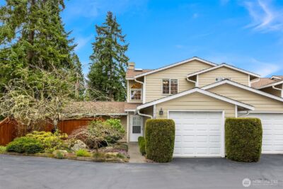 1049 Madison Avenue N, Bainbridge Island, WA 98110