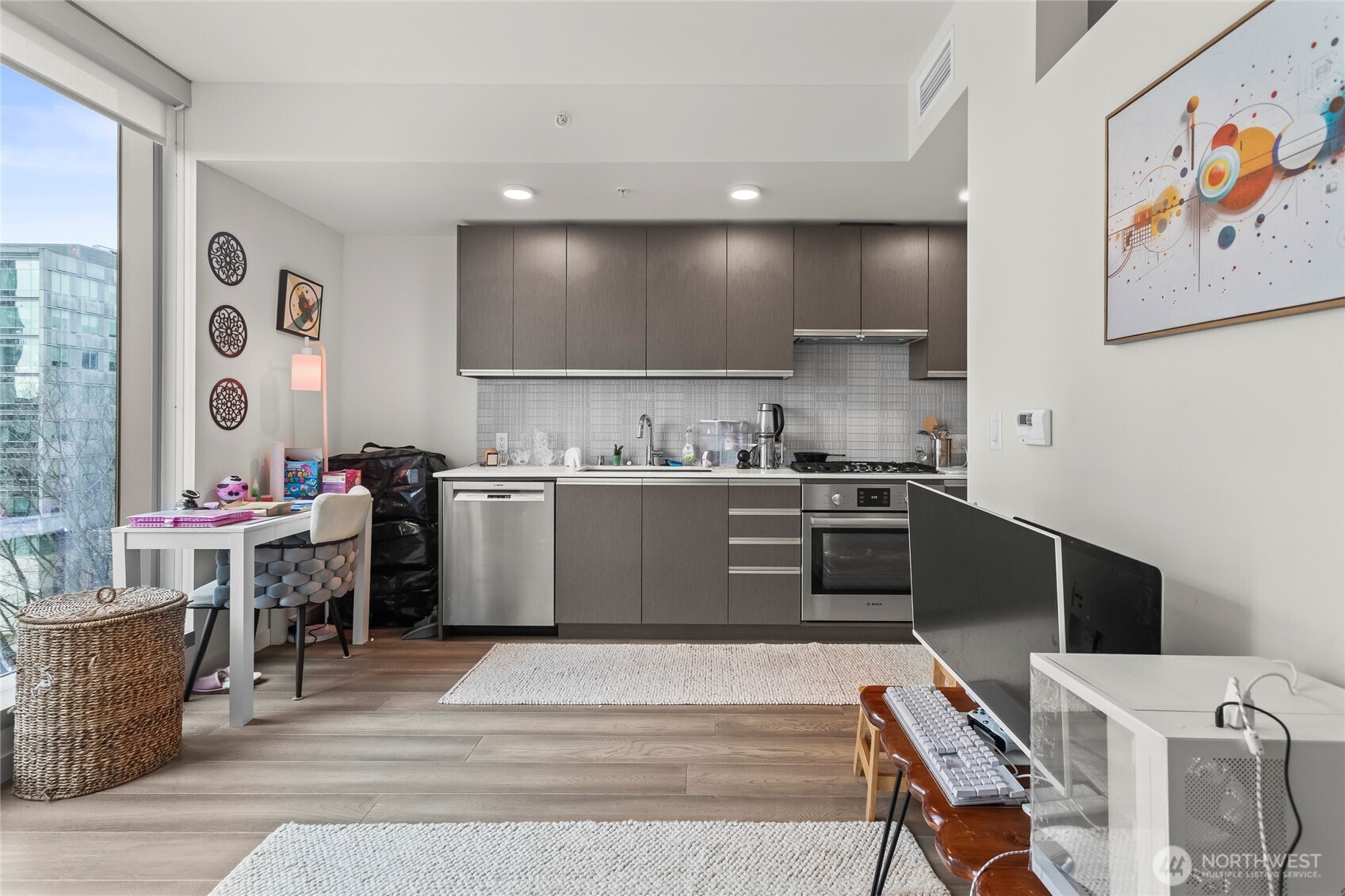 800 Columbia Street #703, Seattle, WA 98104