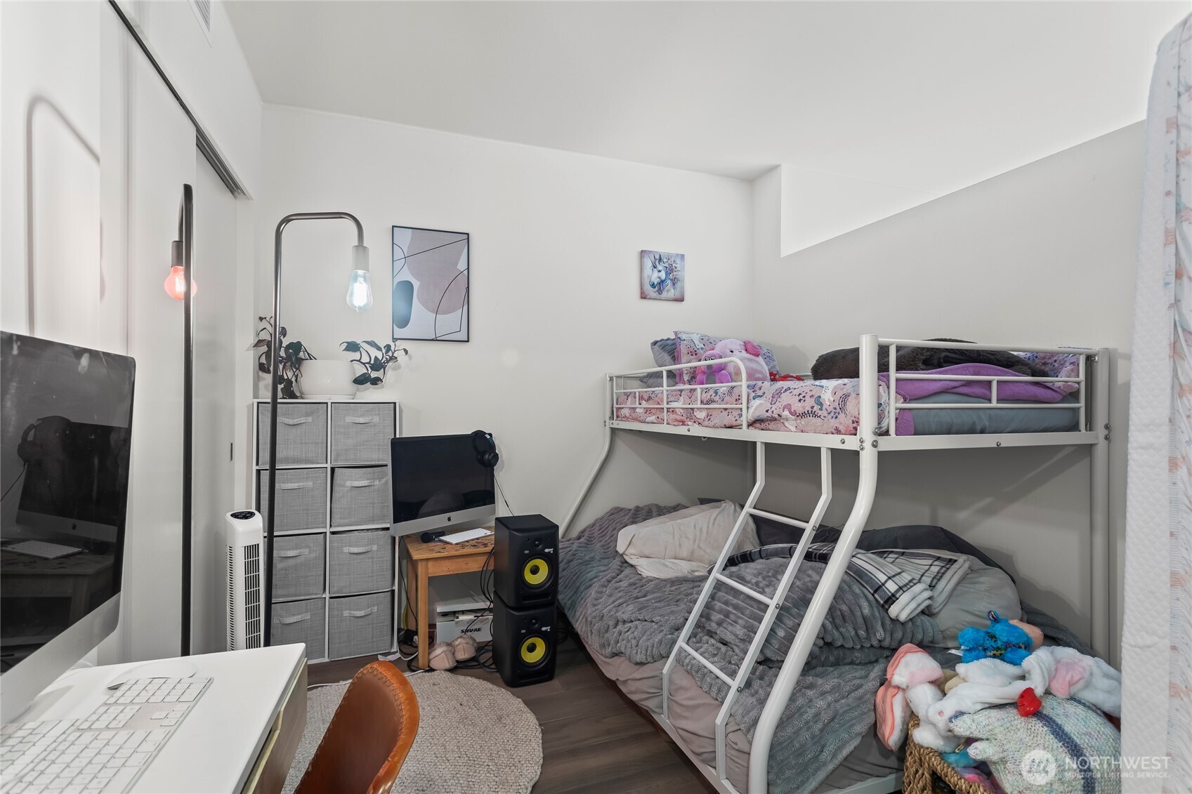 800 Columbia Street #703, Seattle, WA 98104