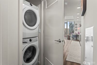 800 Columbia Street #703, Seattle, WA 98104 - Photo 14