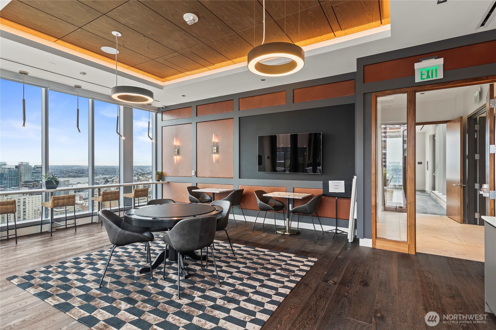 800 Columbia Street #703, Seattle, WA 98104