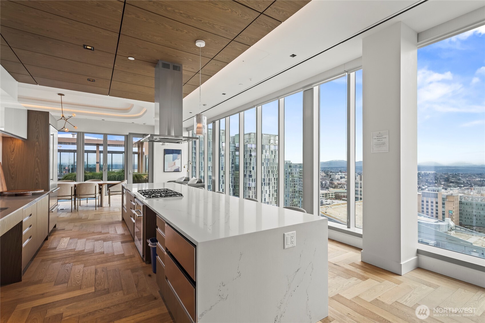 800 Columbia Street #703, Seattle, WA 98104