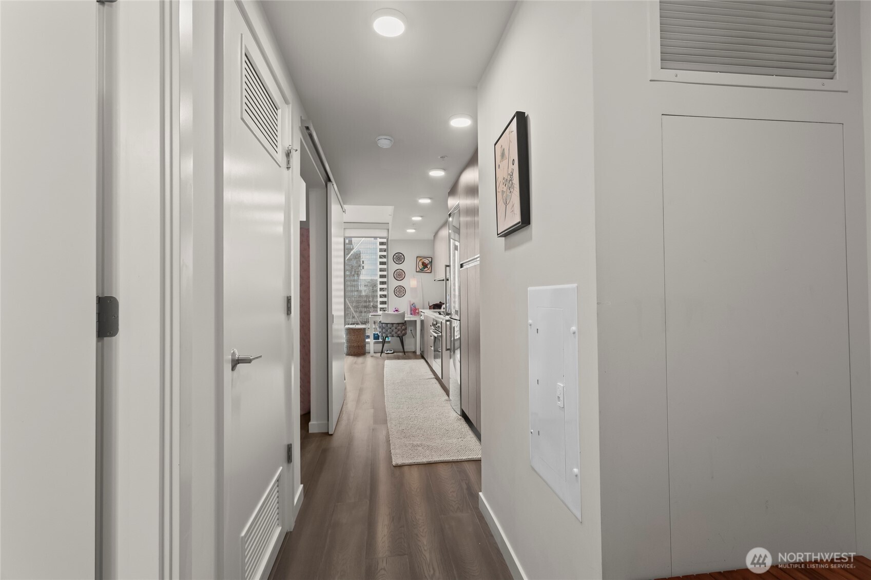 800 Columbia Street #703, Seattle, WA 98104