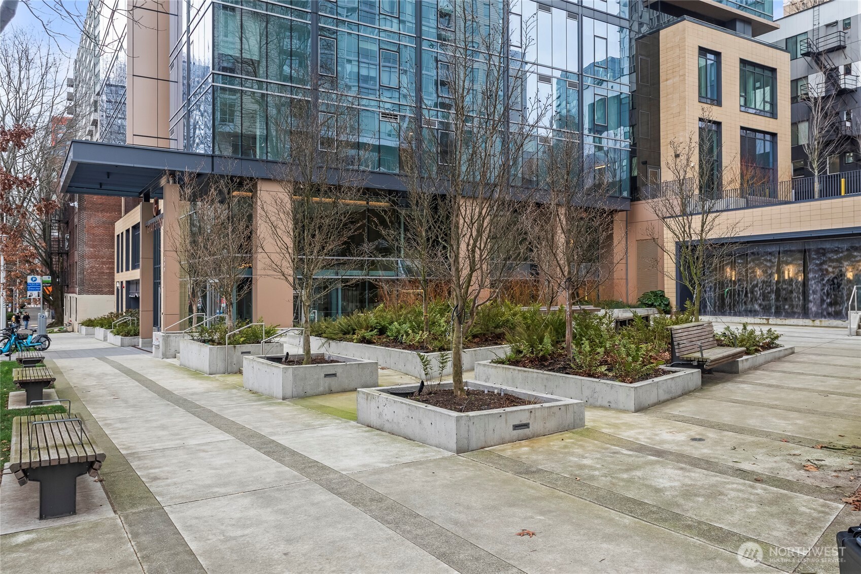 800 Columbia Street #703, Seattle, WA 98104