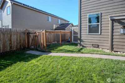 10524 191st Street E, Puyallup, WA 98374-6482 - Photo 32