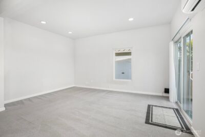 4205 34th Avenue S, Seattle, WA 98118 - Photo 3