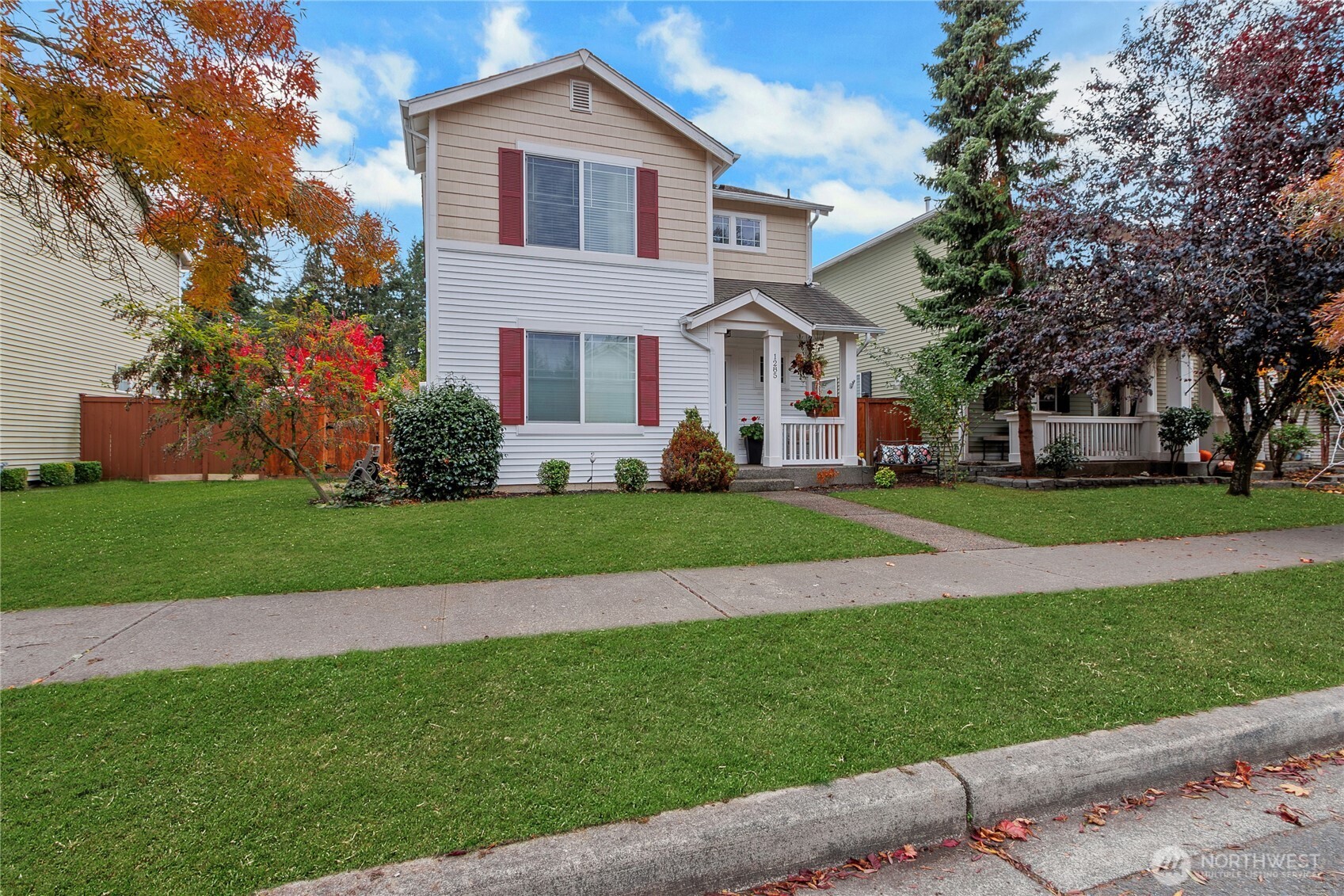 1285 Griggs Street , Dupont, WA 98327