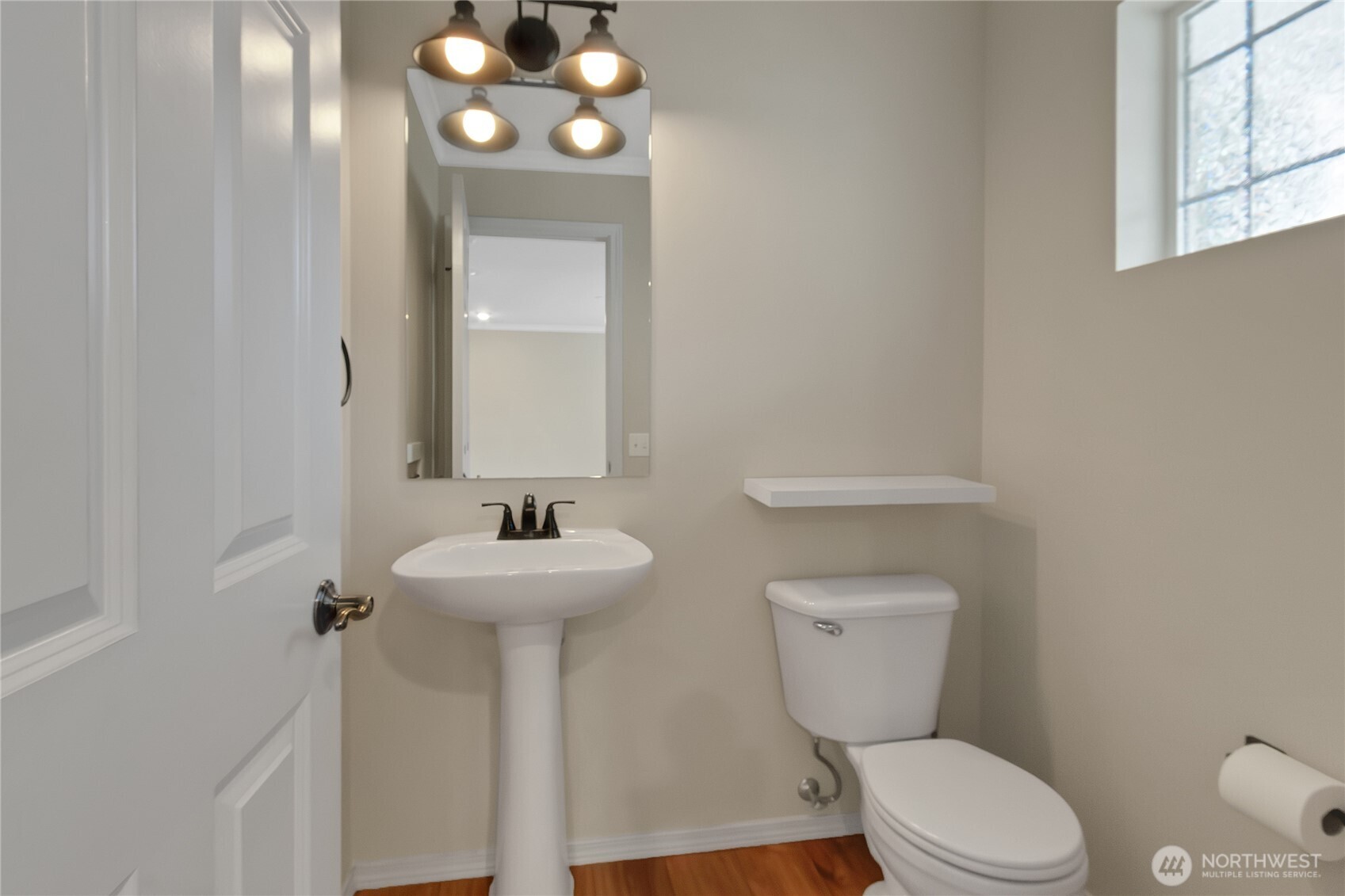 1285 Griggs Street , Dupont, WA 98327