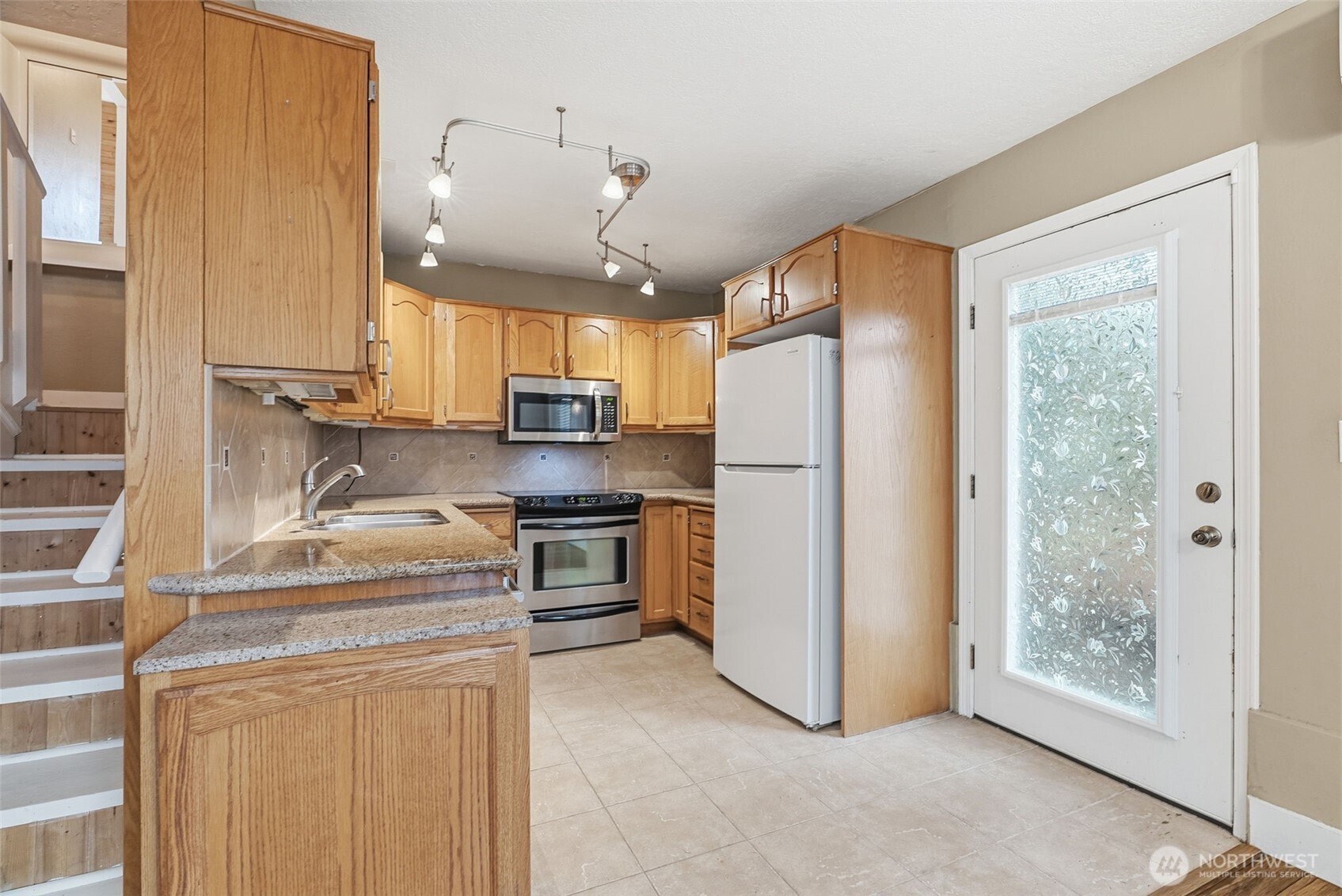 133 W Beacon Hill Drive , Longview, WA 98632