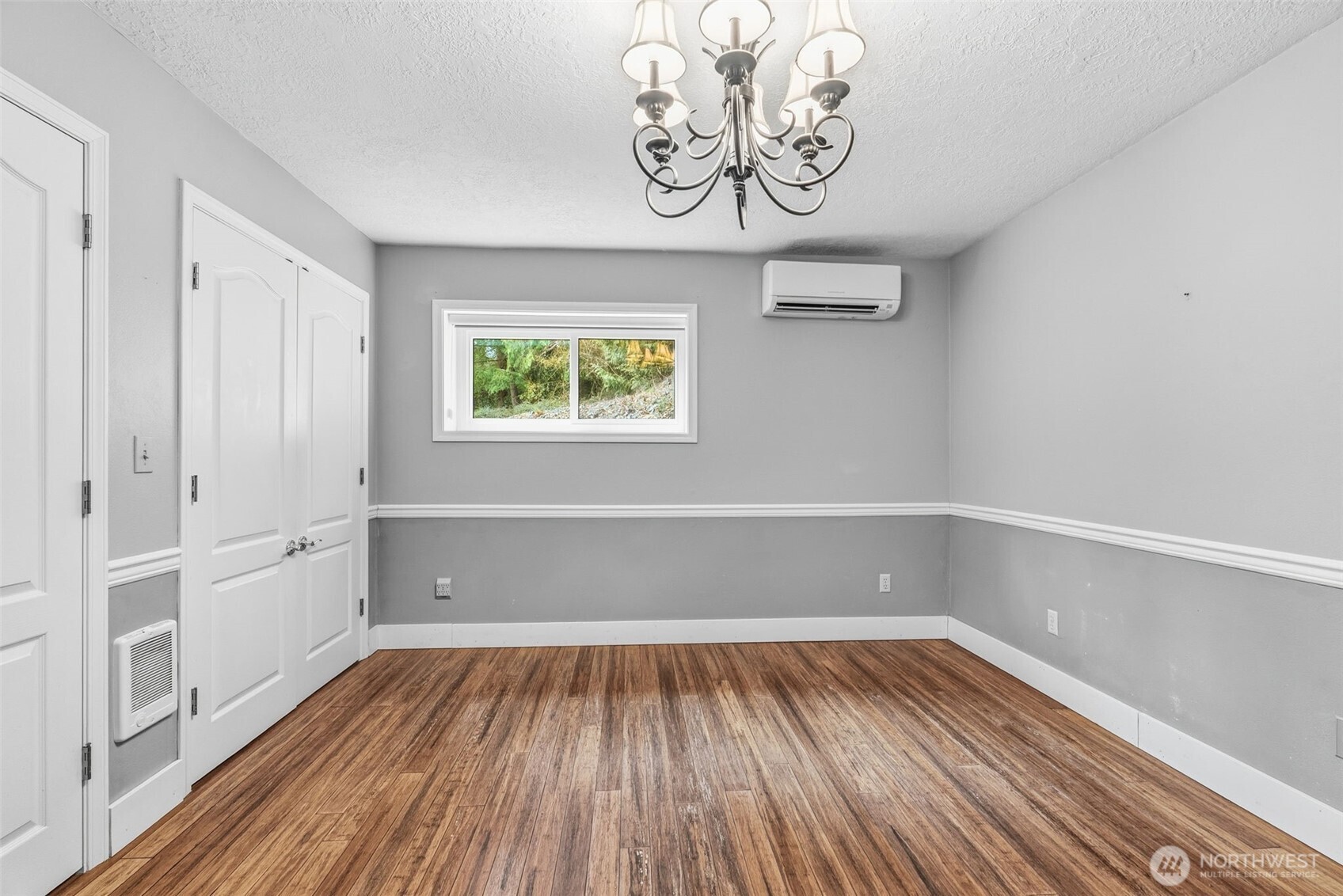 133 W Beacon Hill Drive , Longview, WA 98632