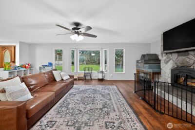 2270 Wellman Place , Oak Harbor, WA 98277 - Photo 14