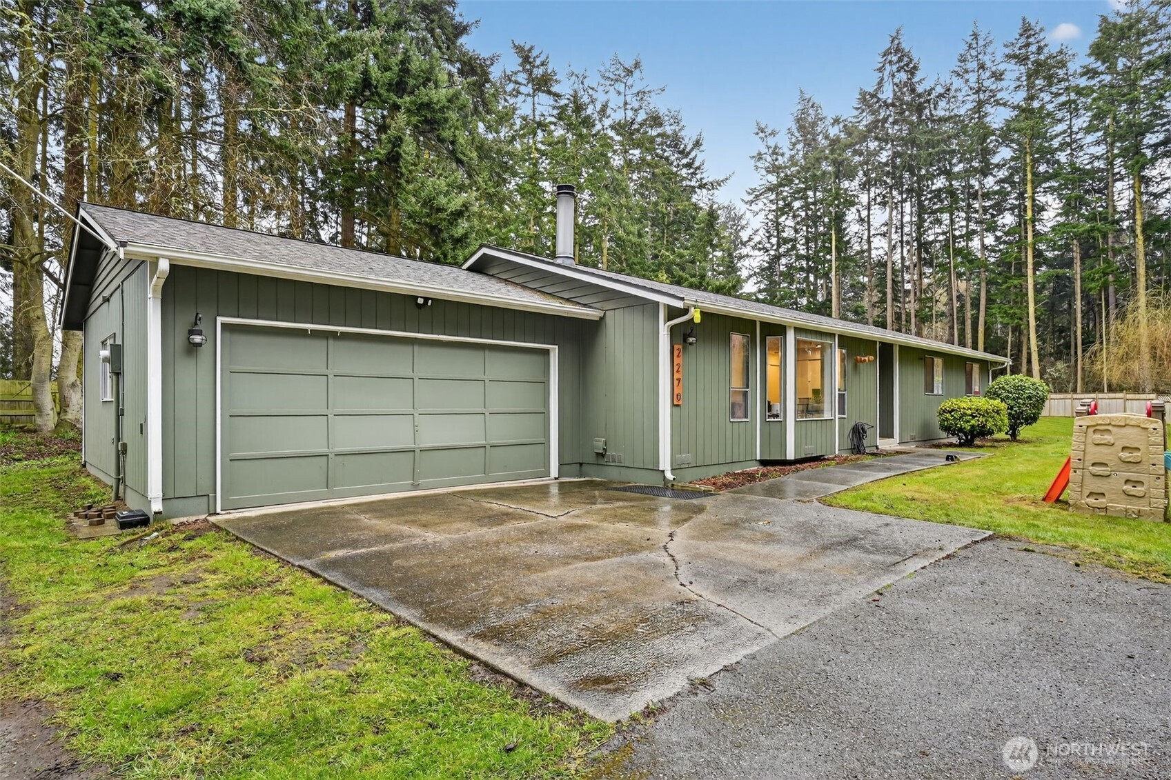 2270 Wellman Place , Oak Harbor, WA 98277