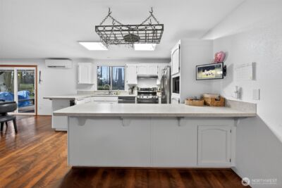 2270 Wellman Place , Oak Harbor, WA 98277 - Photo 5