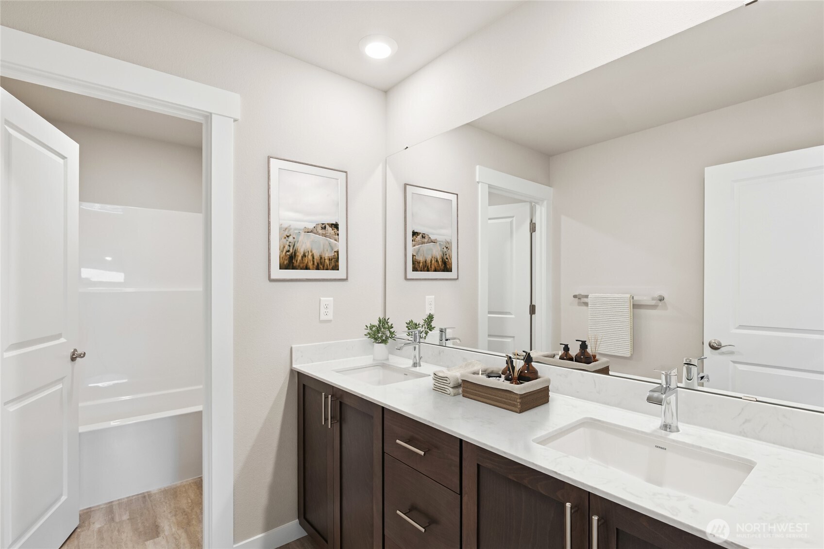 691 SE 12th Place #26, North Bend, WA 98045