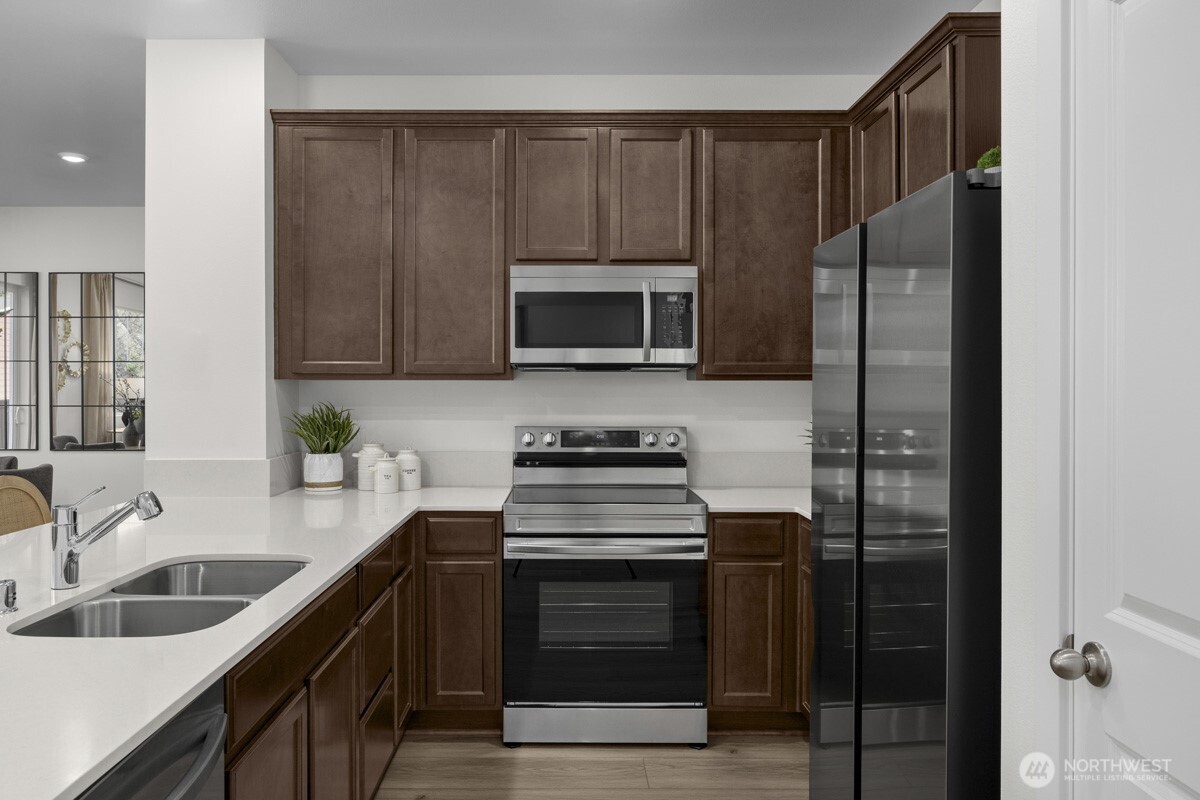 4225 85th Ave NE #82, Marysville, WA 98270