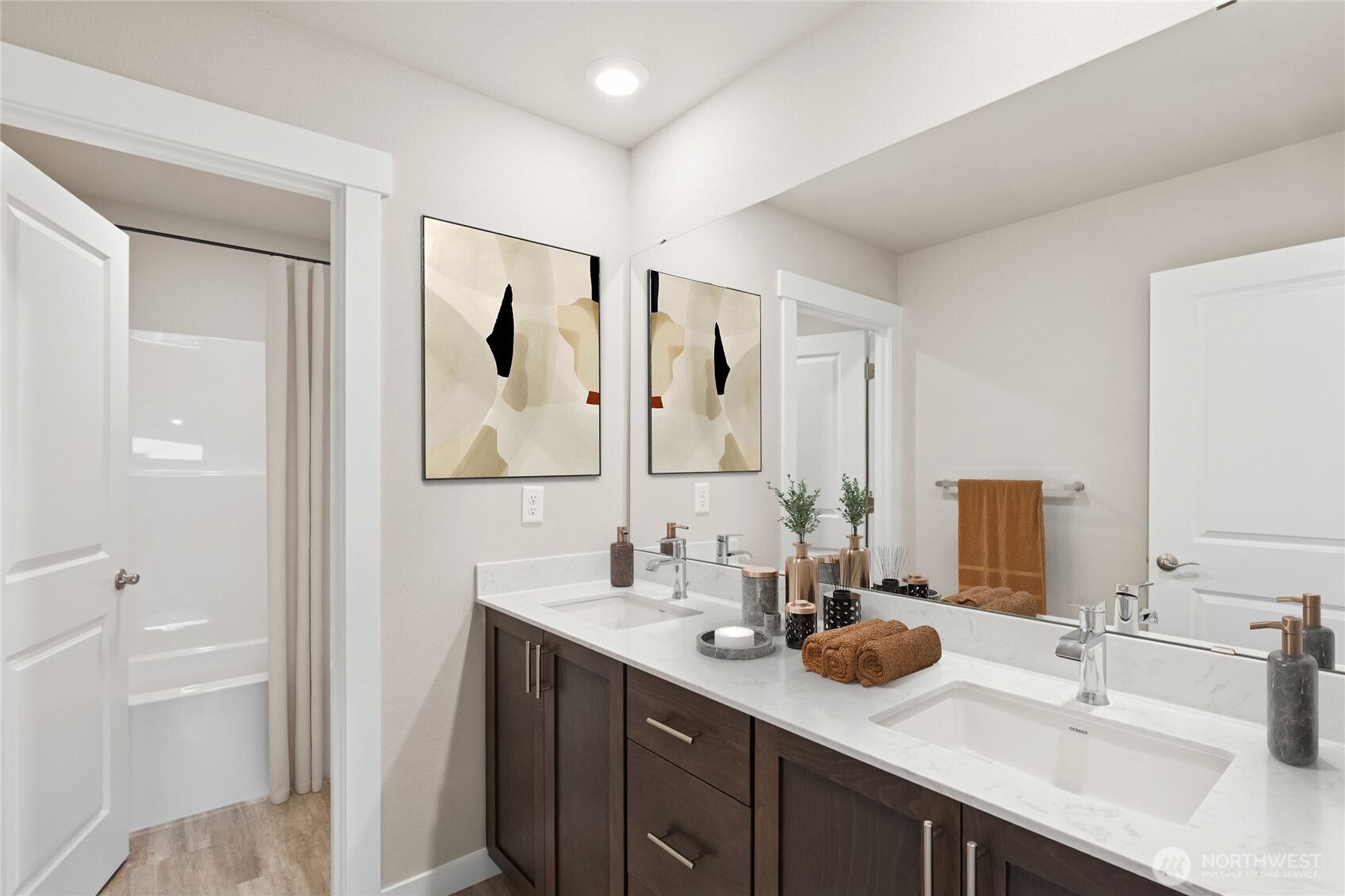 612 SE 11th Place #10, North Bend, WA 98045