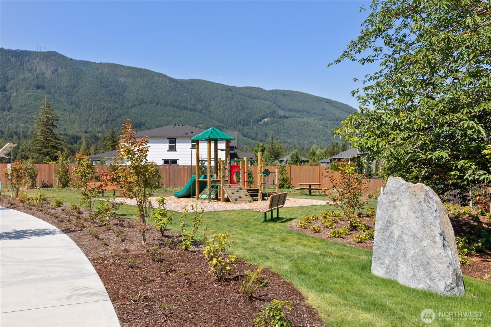 612 SE 11th Place #10, North Bend, WA 98045