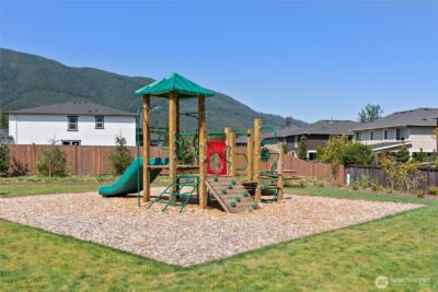 612 SE 11th Place #10, North Bend, WA 98045 - Photo 27