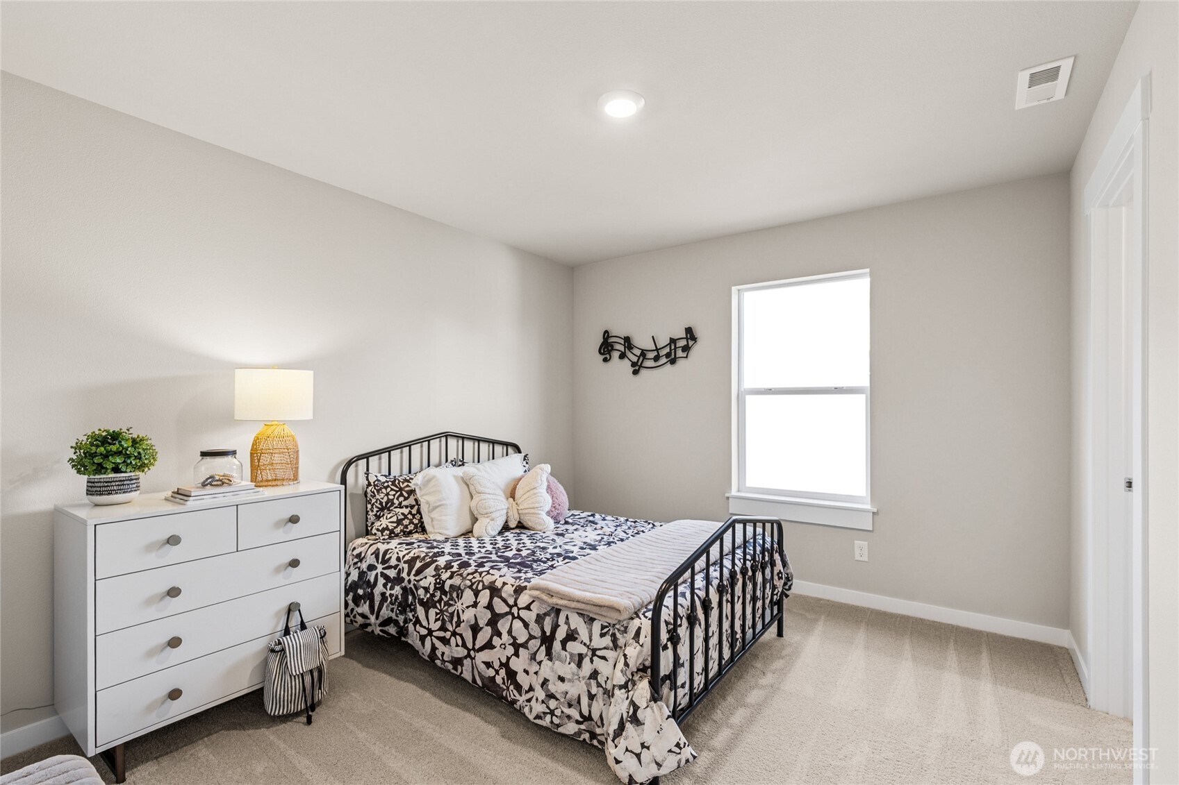 534 SE 11th Place #13, North Bend, WA 98045