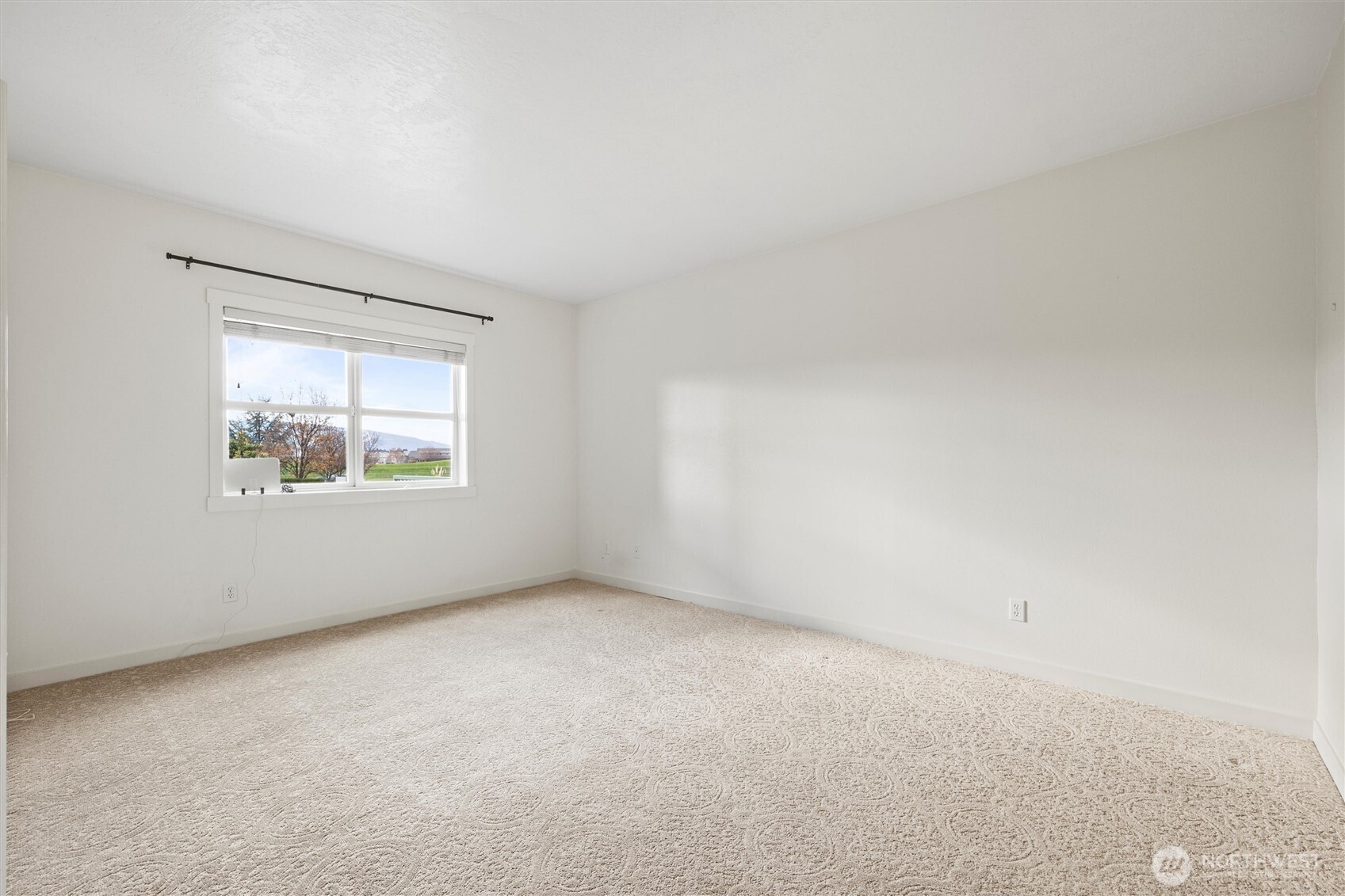 300 Columbia Point Drive #D101, Richland, WA 99352