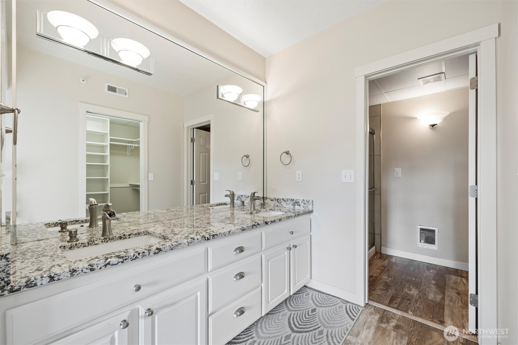 300 Columbia Point Drive #D101, Richland, WA 99352