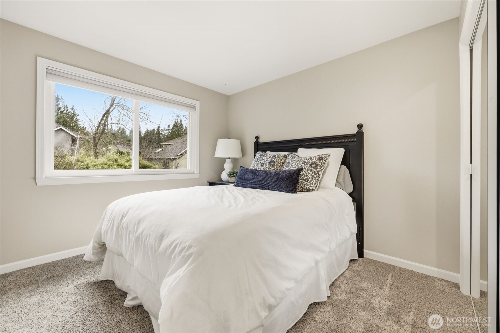 2133 222nd Place NE, Sammamish, WA 98074