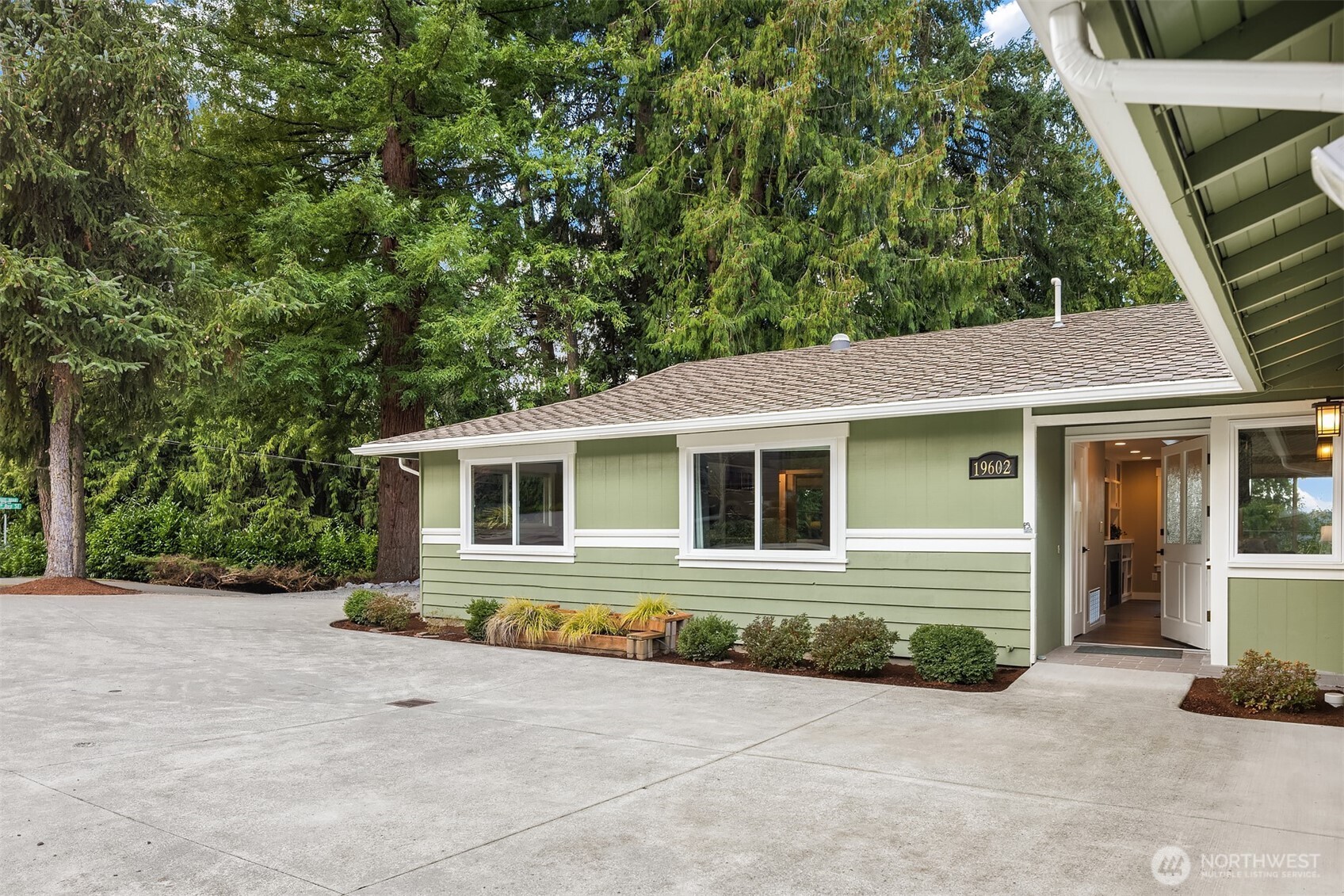 19602 SE 29th Street , Sammamish, WA 98075