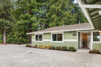 19602 SE 29th Street , Sammamish, WA 98075 - Photo 4