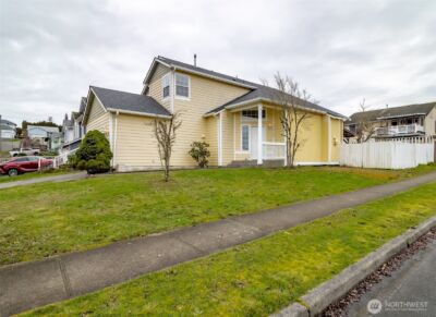 1666 S 85th Street , Tacoma, WA 98444 - Photo 3