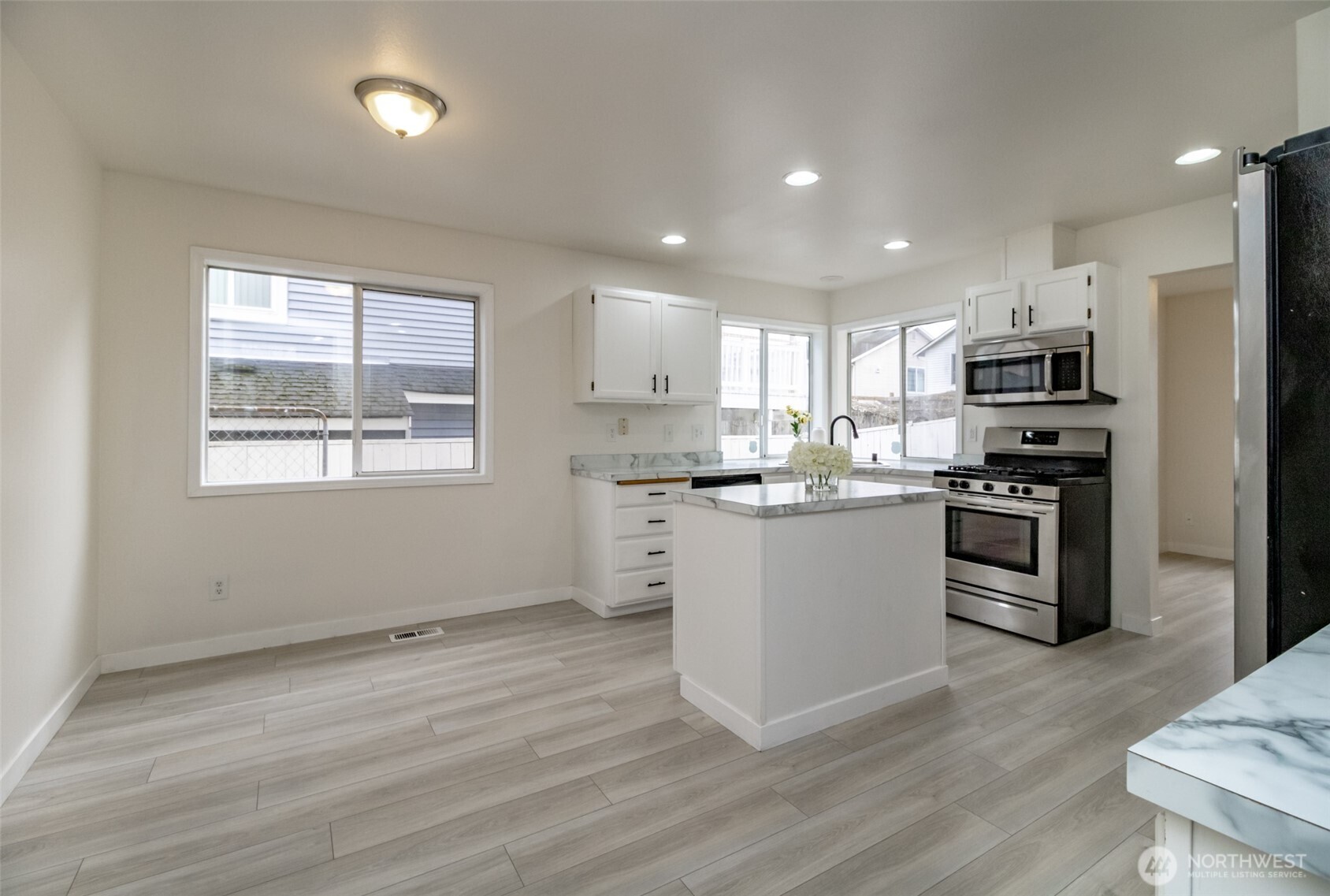 1666 S 85th Street , Tacoma, WA 98444