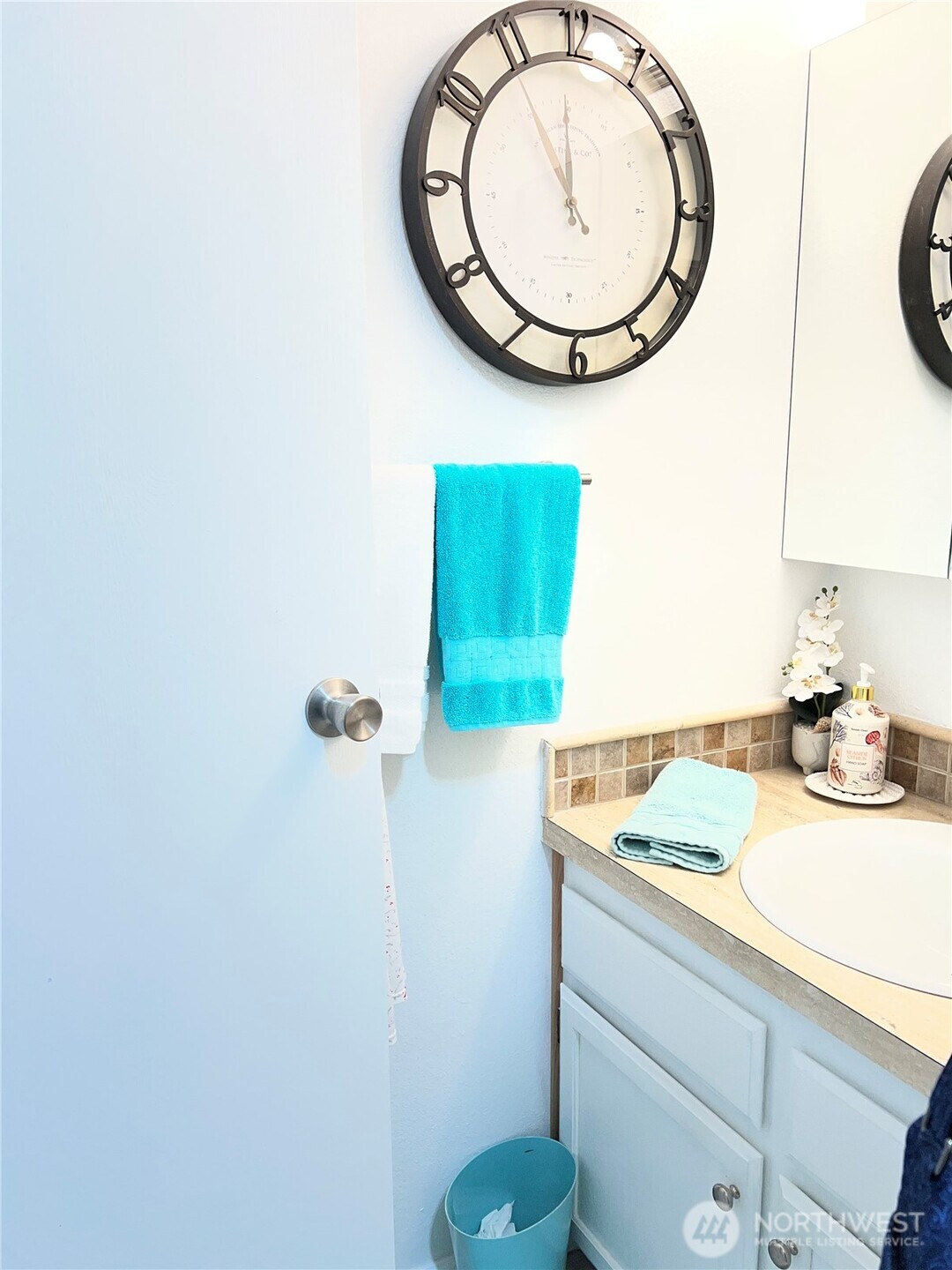 3390 Narrows Lane NE #101, Bremerton, WA 98310