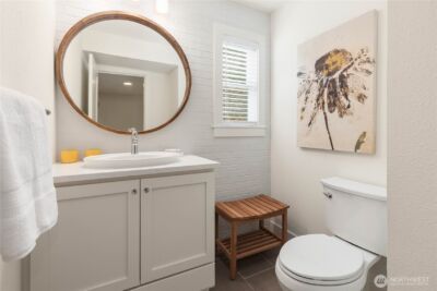 23039 SE 37th Street , Sammamish, WA 98075 - Photo 12