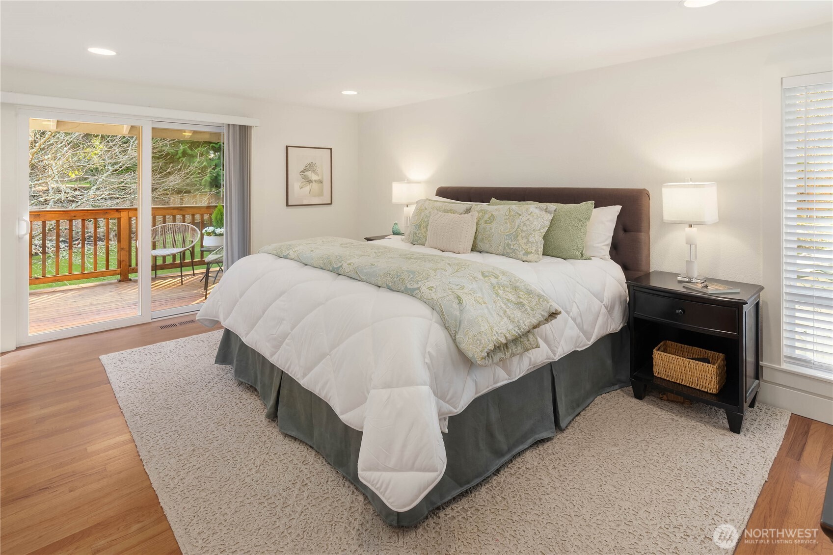 23039 SE 37th Street , Sammamish, WA 98075