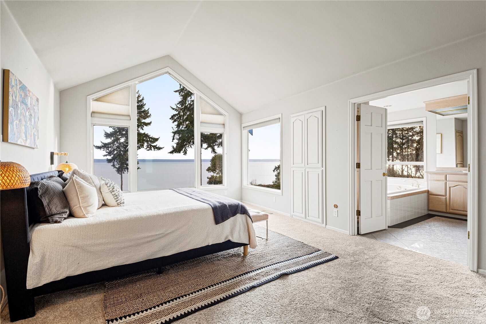 9673 NE Pilot Court , Kingston, WA 98346