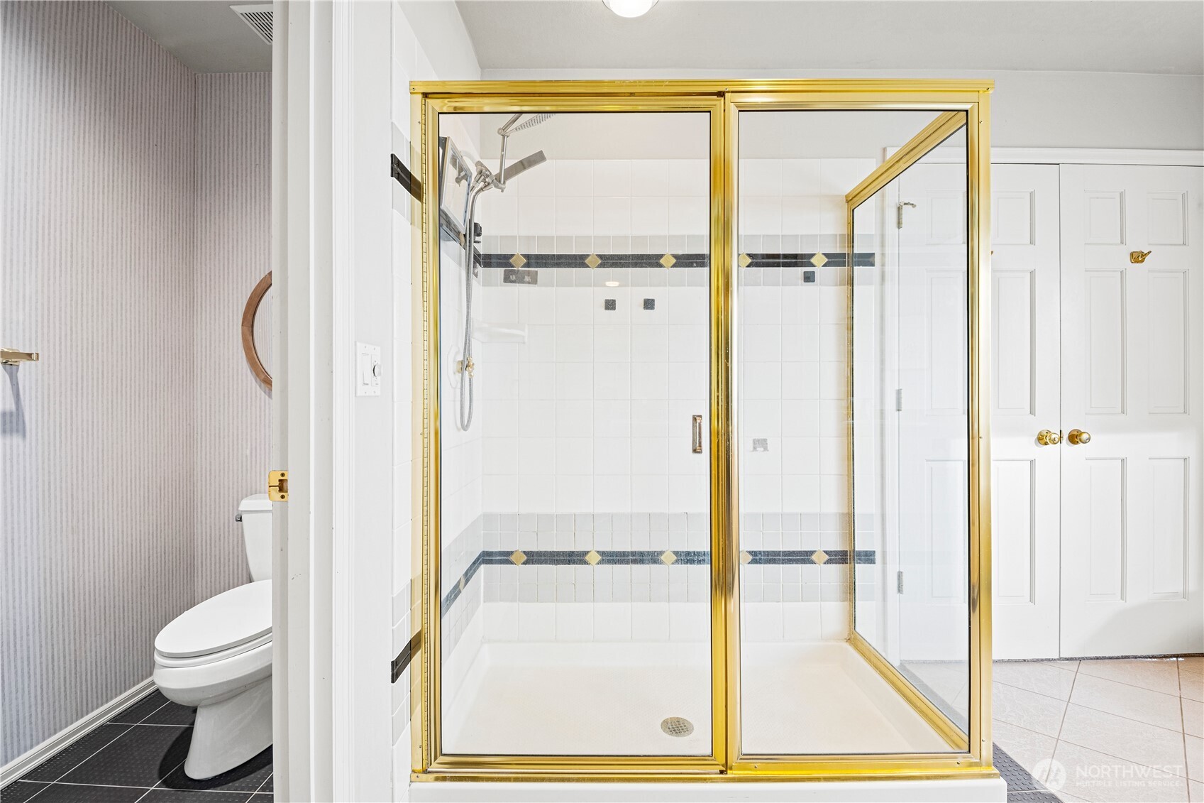 9673 NE Pilot Court , Kingston, WA 98346