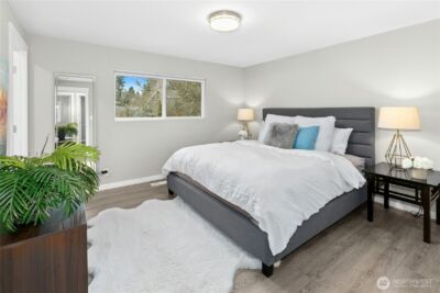 12563 SE 71st Street , Newcastle, WA 98056 - Photo 11