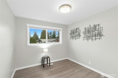 12563 SE 71st Street , Newcastle, WA 98056 - Photo 14