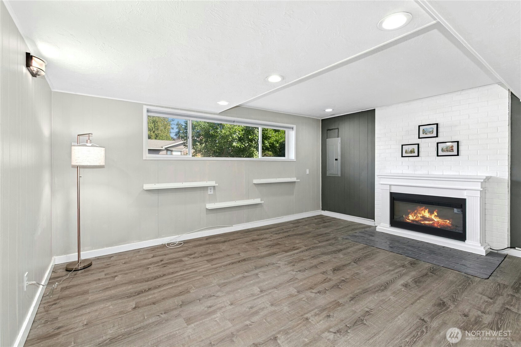 12563 SE 71st Street , Newcastle, WA 98056