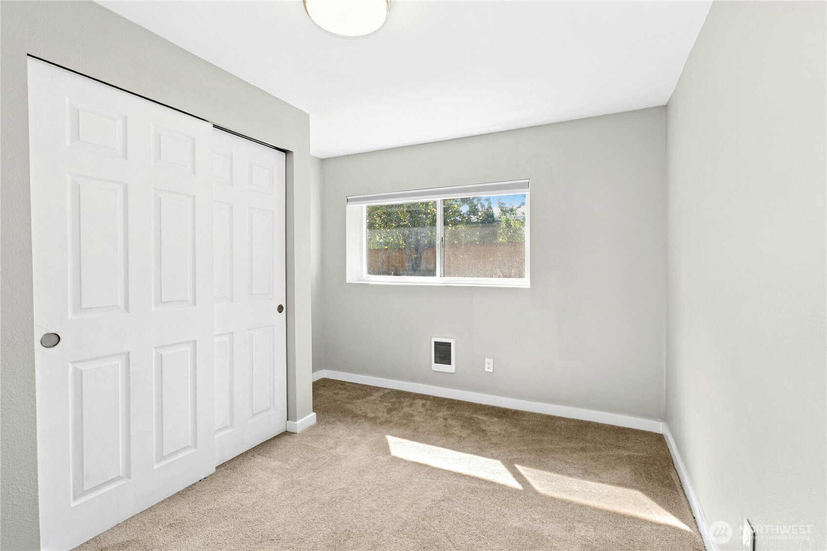 12563 SE 71st Street , Newcastle, WA 98056