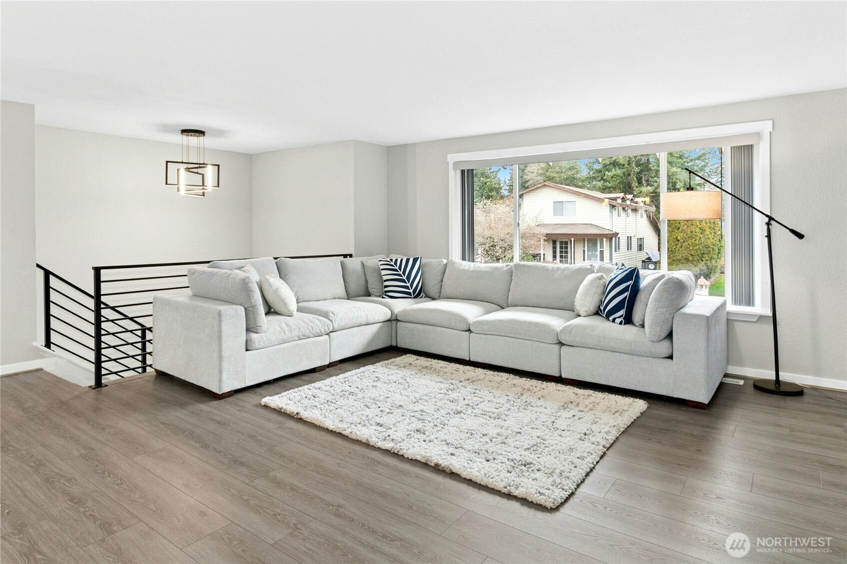 12563 SE 71st Street , Newcastle, WA 98056