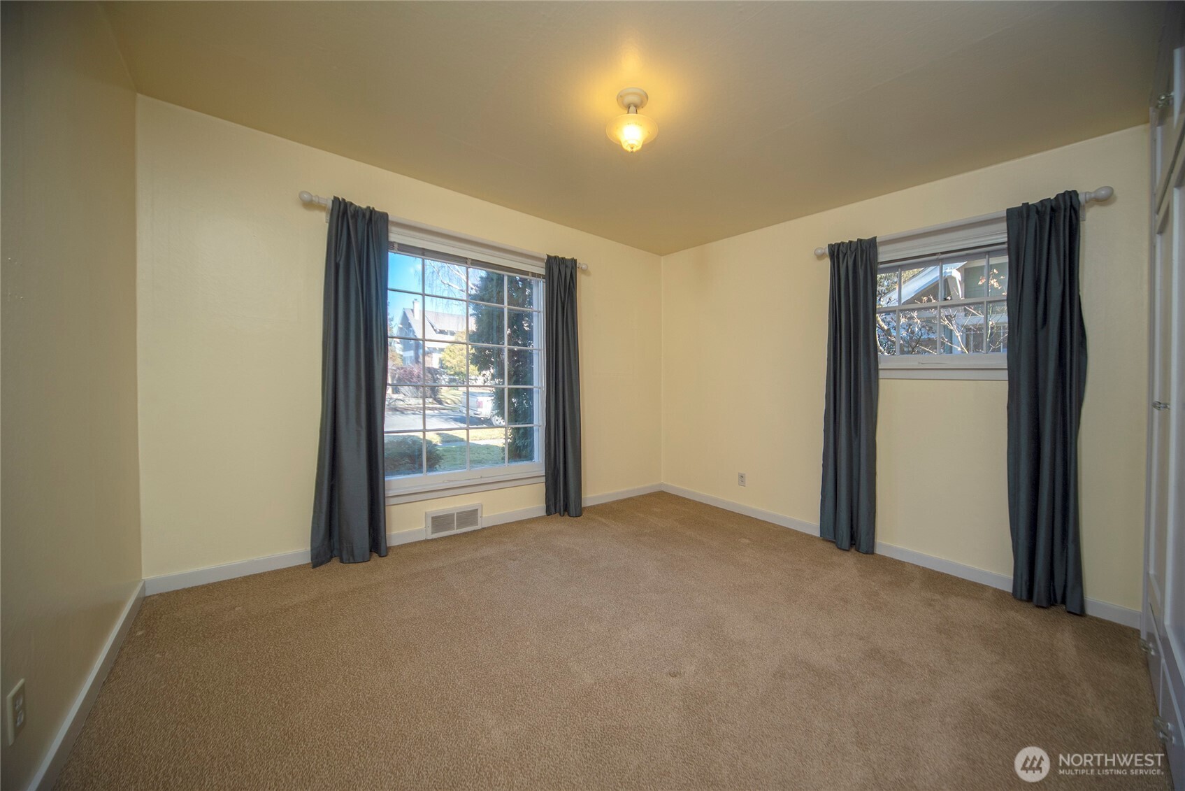 108 E 10th Avenue , Ellensburg, WA 98926