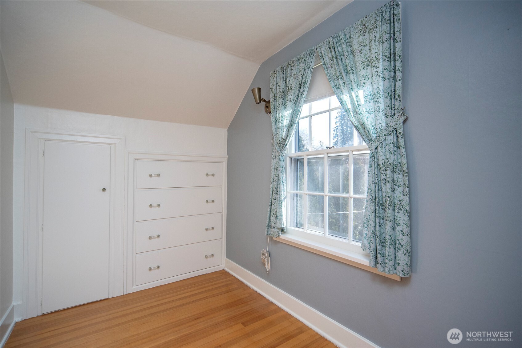 108 E 10th Avenue , Ellensburg, WA 98926