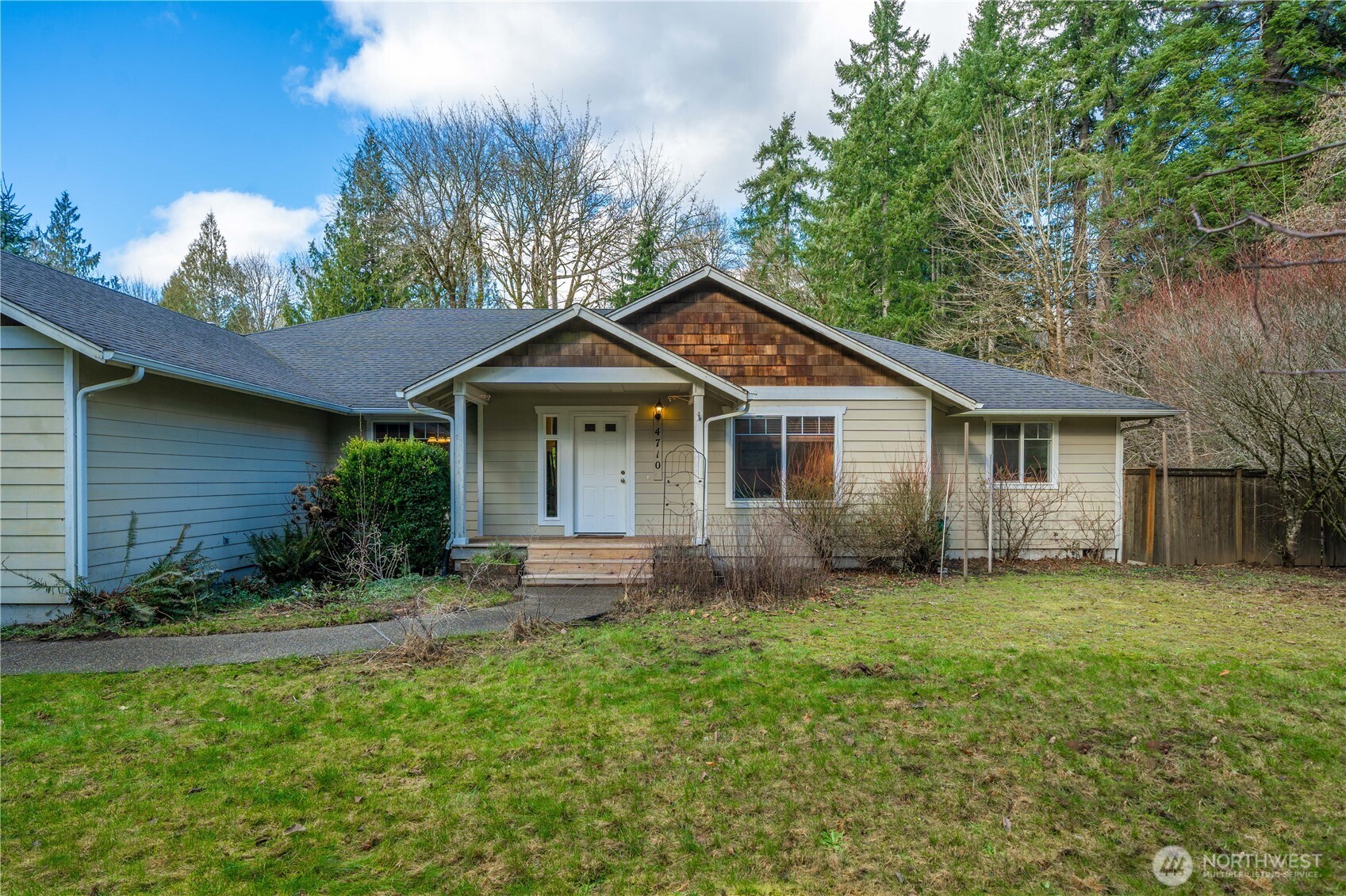 4710 17th Ave NW , Olympia, WA 98502