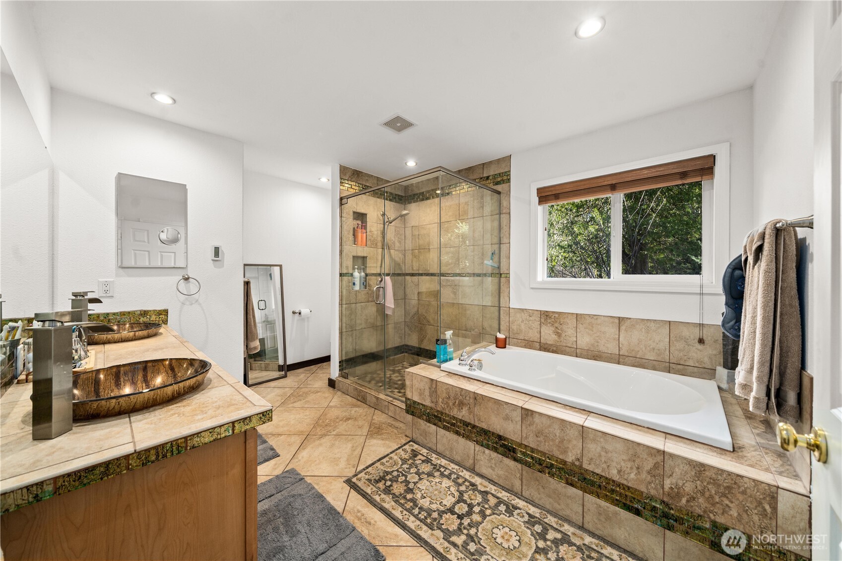 4710 17th Ave NW , Olympia, WA 98502