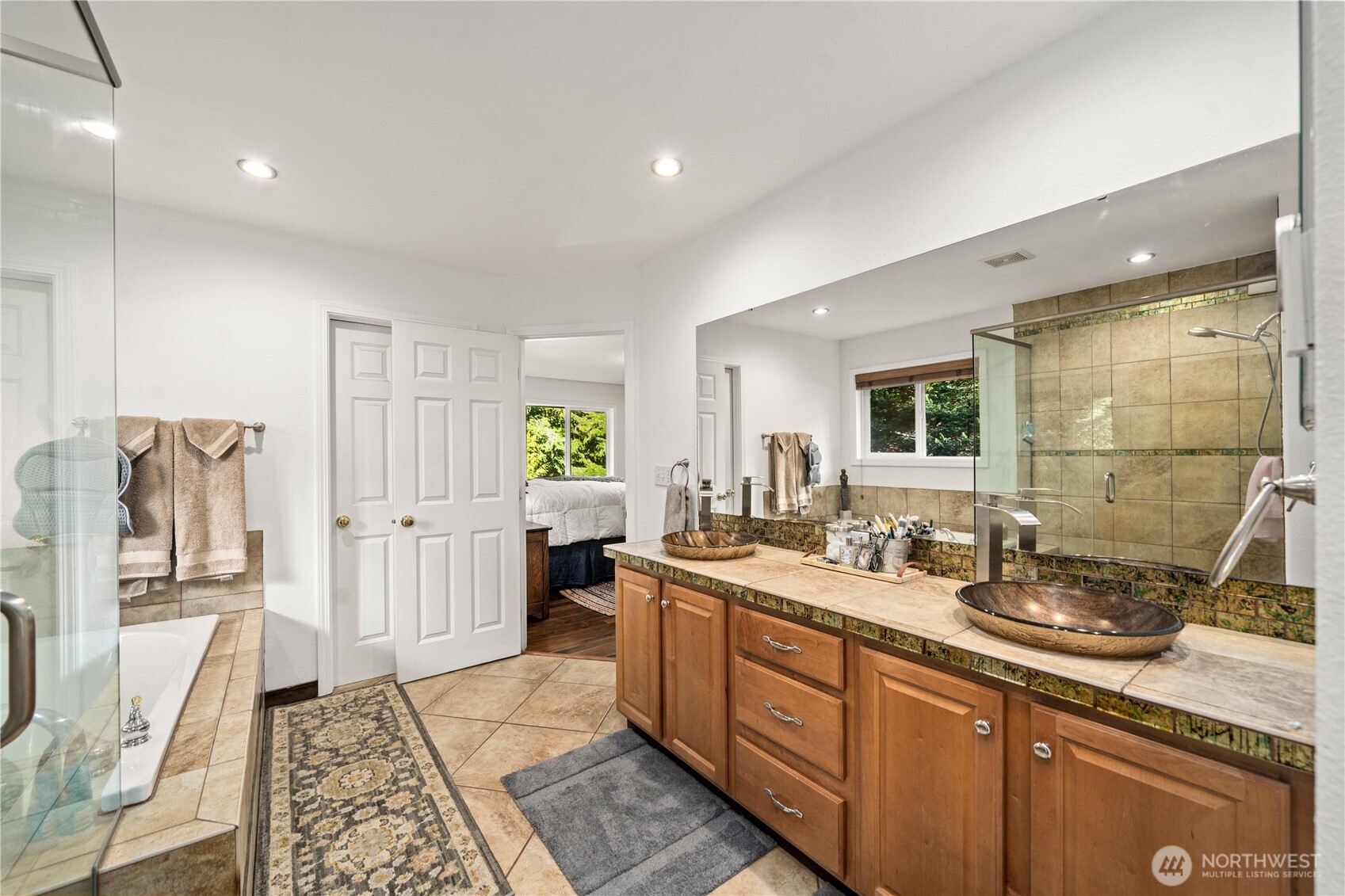 4710 17th Ave NW , Olympia, WA 98502