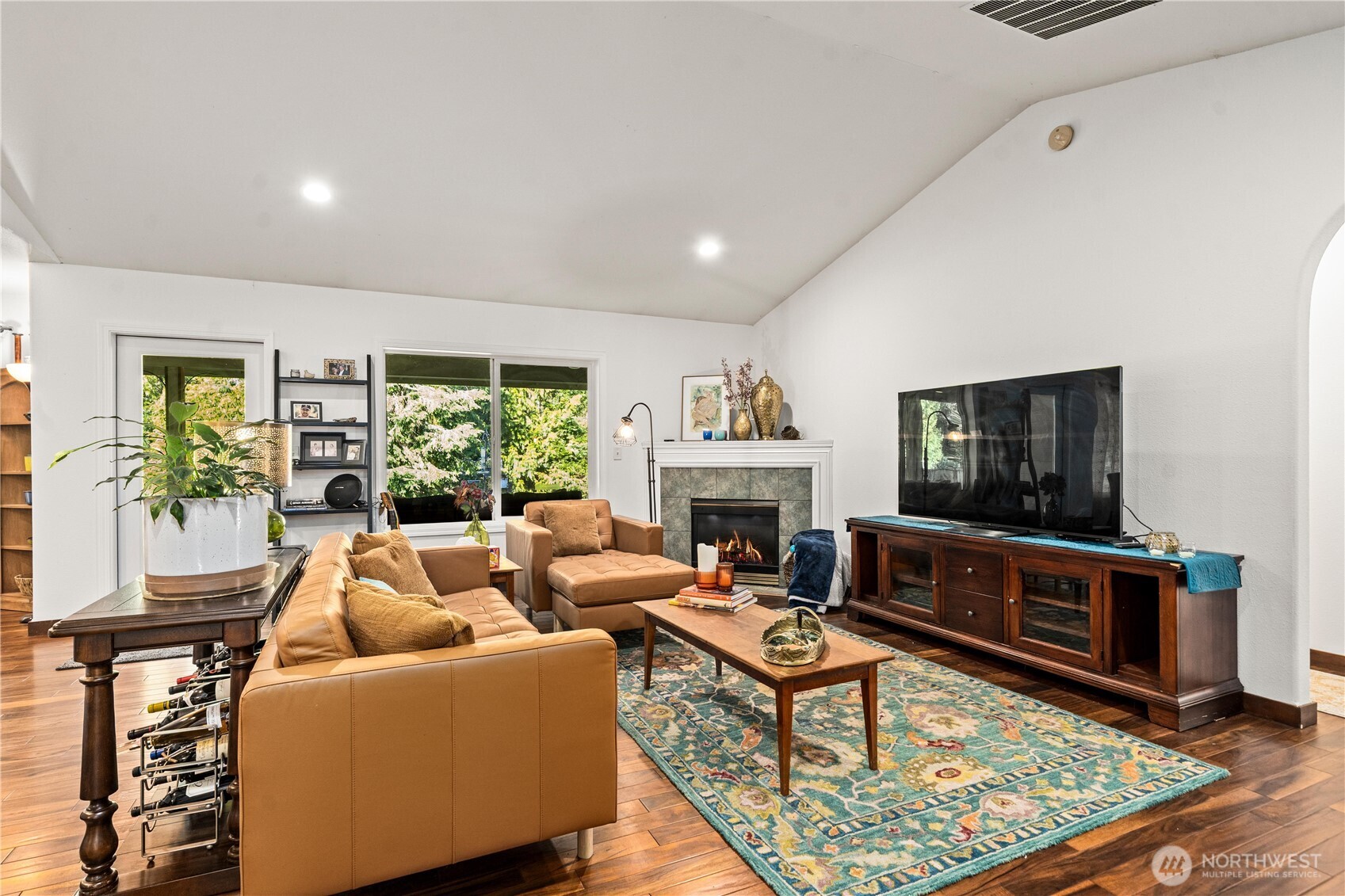 4710 17th Ave NW , Olympia, WA 98502